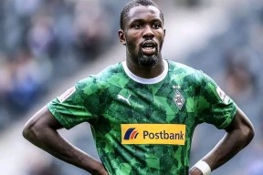 mk足球官网-全明星赛赛程吃紧；门兴格拉德巴赫关键时刻回应争议；球迷炸锅；团队化学反应显著