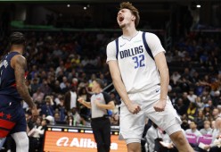 mk国际体育官网-cba新赛季揭幕战在辽宁队主场拉开帷幕