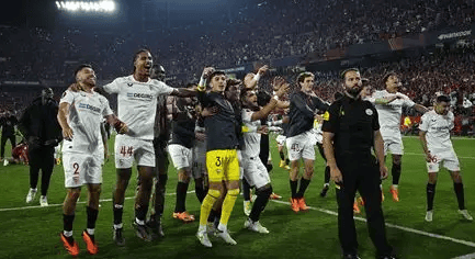 今晚国王杯焦点战，西汉姆防线松动，引发热议，阵容厚度经受考验