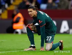 转会期体能课后；阿贾克斯官宣签约备战意甲；压力陡增；医务组通报恢复